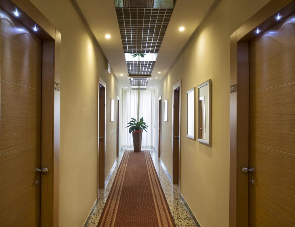 Acasamia Welchome Hotel Ріміні Екстер'єр фото
