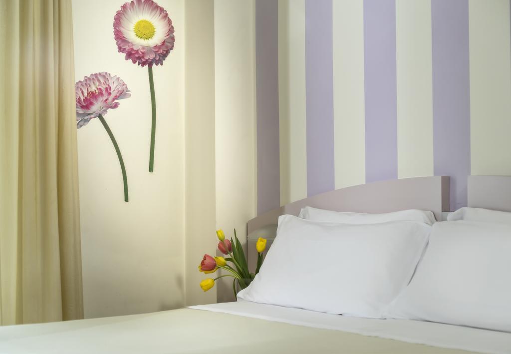 Acasamia Welchome Hotel Ріміні Екстер'єр фото