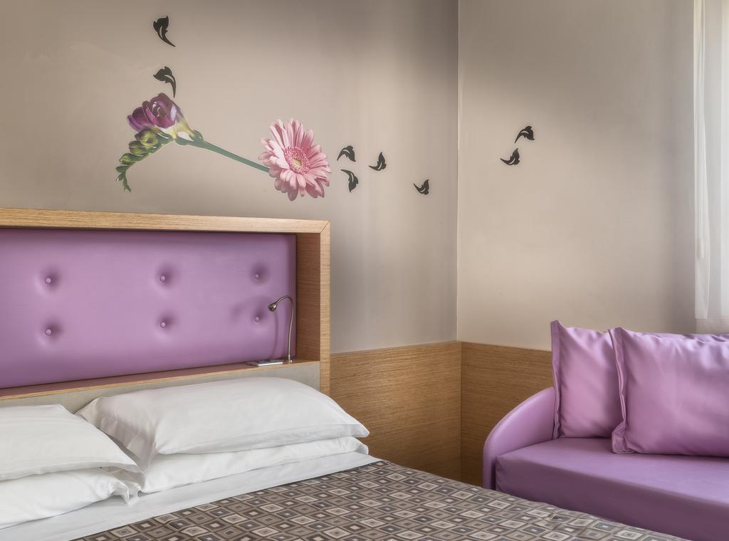 Acasamia Welchome Hotel Ріміні Екстер'єр фото